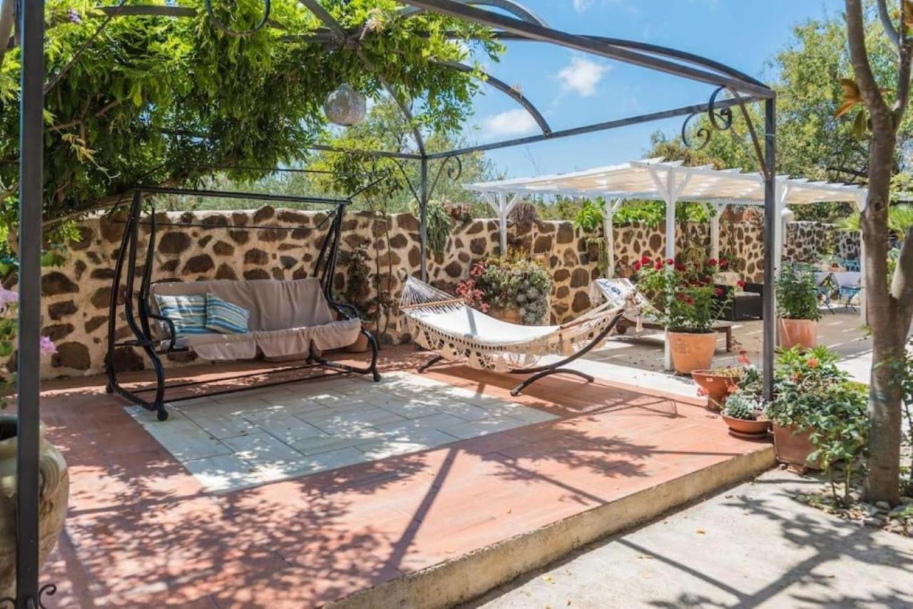 Villa Con Immenso Giardino Orosei Bagian luar foto