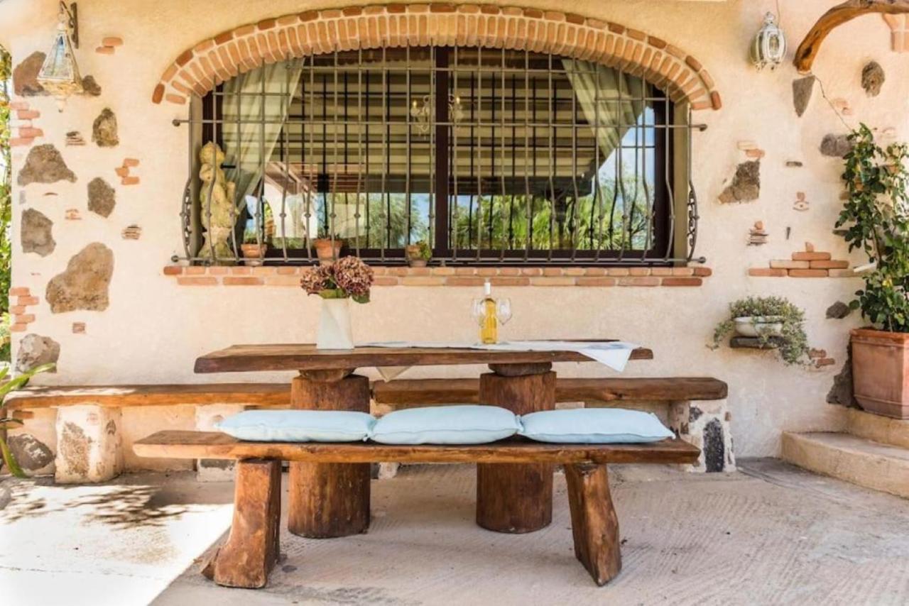Villa Con Immenso Giardino Orosei Bagian luar foto