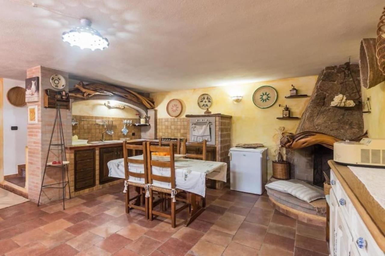 Villa Con Immenso Giardino Orosei Bagian luar foto