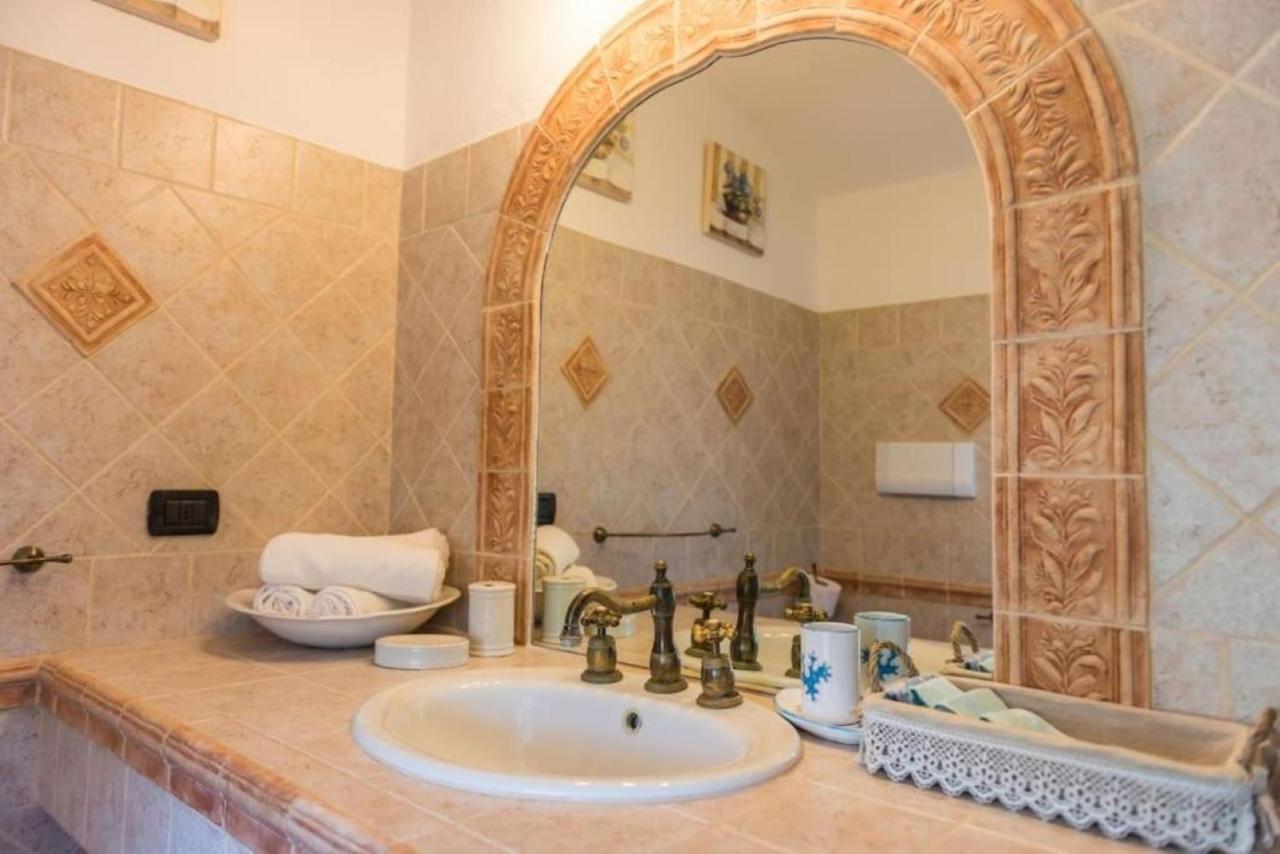 Villa Con Immenso Giardino Orosei Bagian luar foto