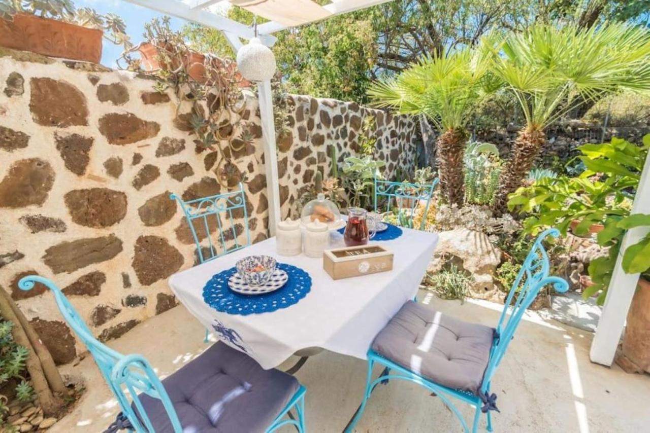 Villa Con Immenso Giardino Orosei Bagian luar foto